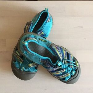 Girls Keen sandals